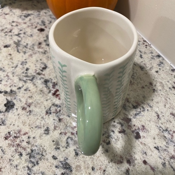 Unique Ceramic Green and White floral Mug with unique shaped handle - Picture 2 of 5